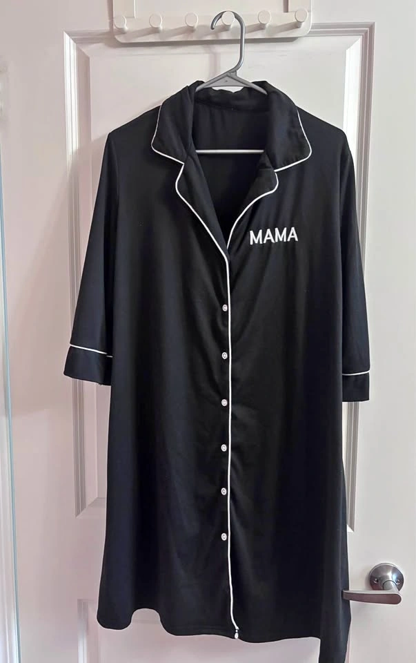 Maternity hospital gown ( SIZE US 8/10)