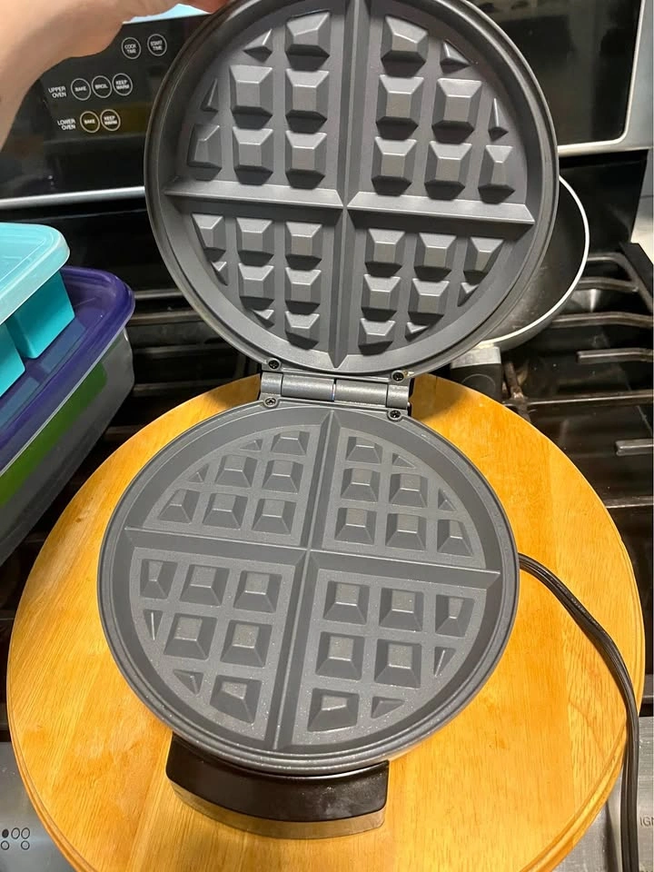 Oster Waffle Iron