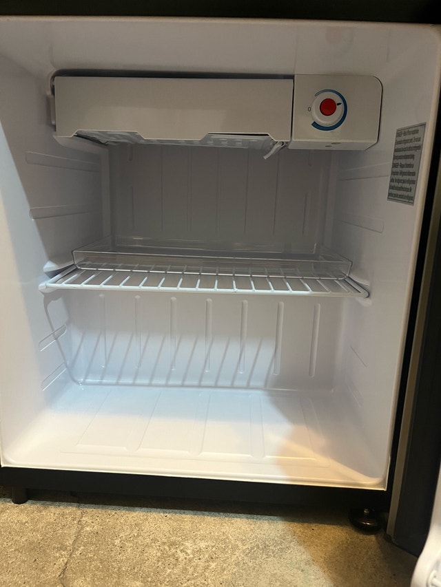 Danby 1.6 Cu. Ft. Compact Refrigerator - photo 3