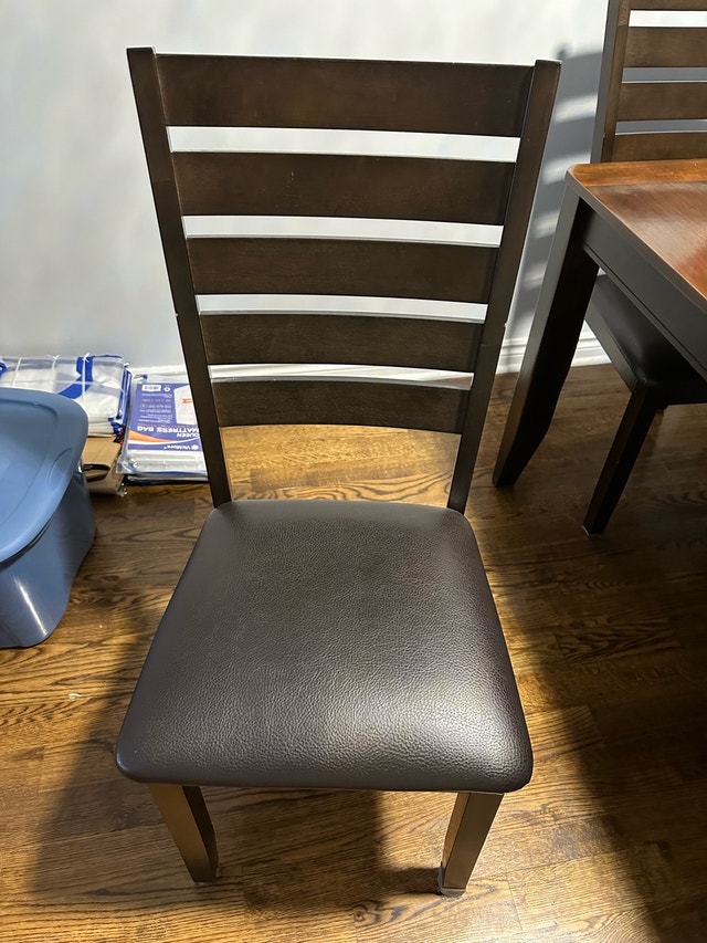 Hardwood 7-Piece Extendable Dining Set - photo 2