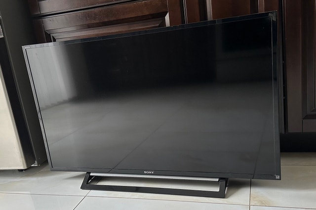 SONY TV 40inch