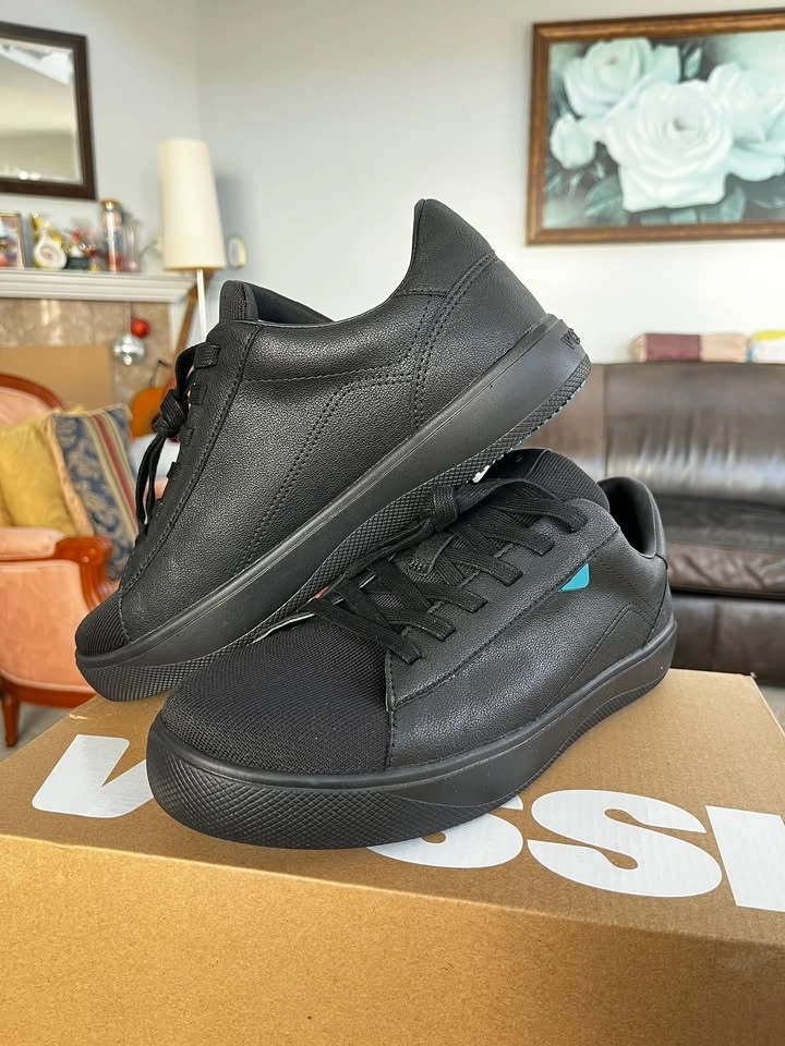 BNIB M9 VESSI Soho Sneaker 2 black vegan leather shoes 100% wate
