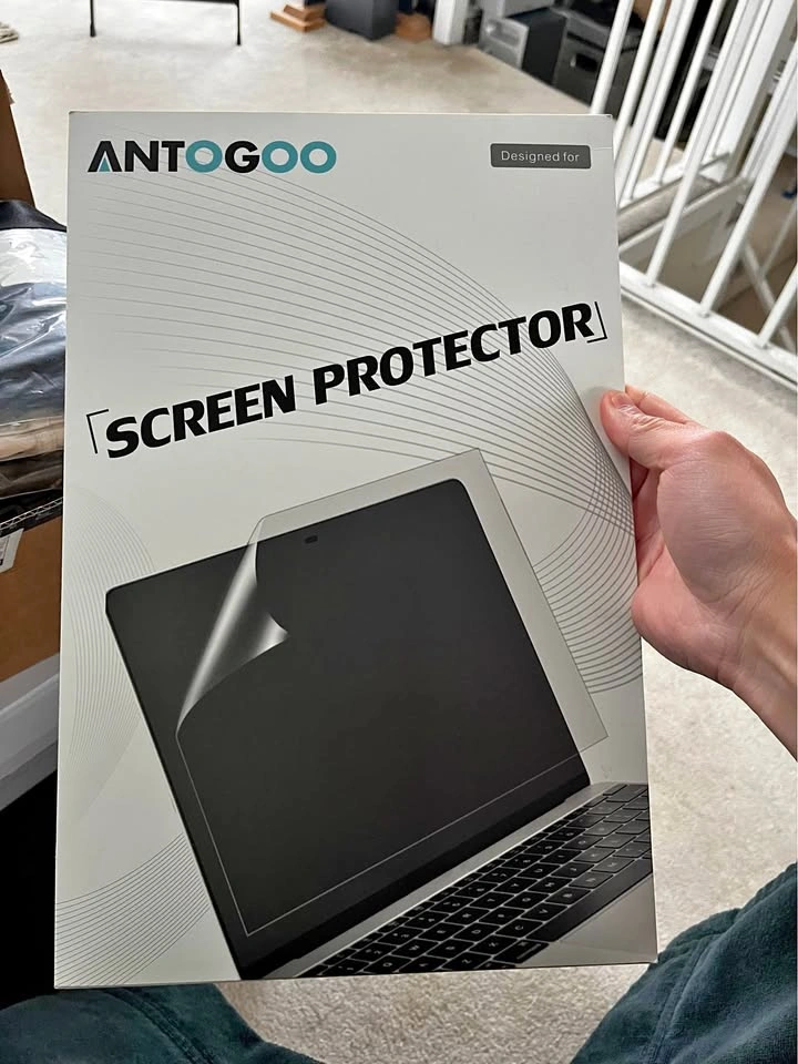 MacBook Air 15 Screen Protector (BNIB)