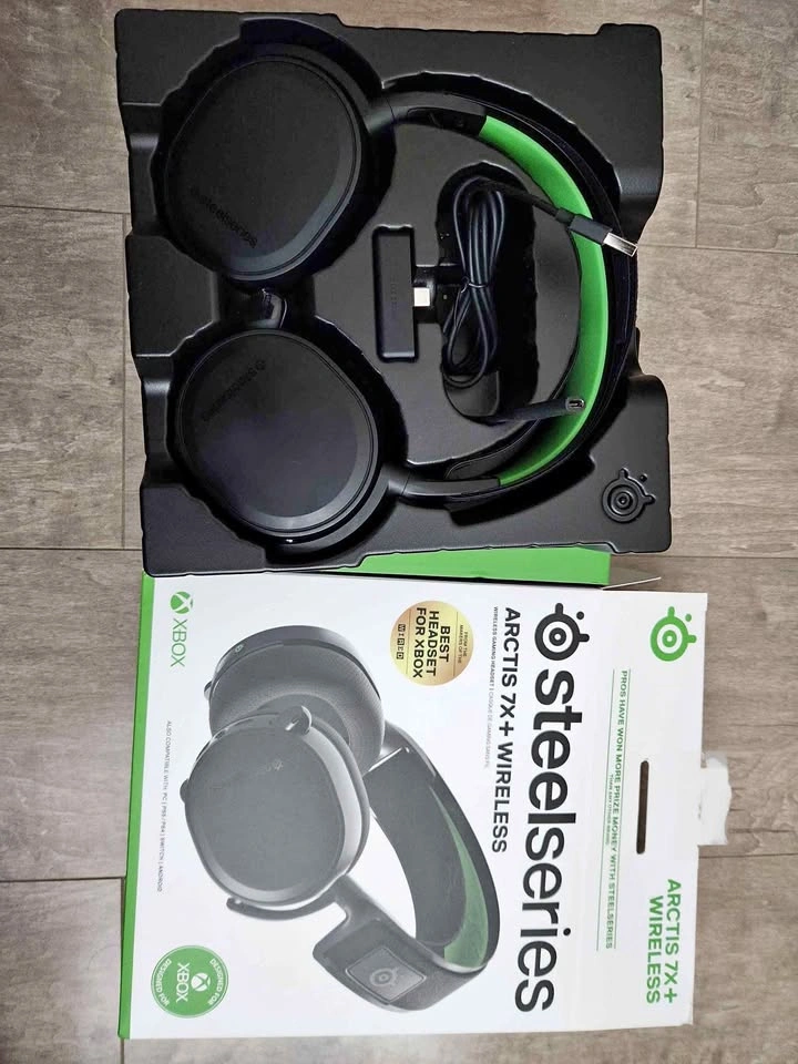 Steelseries Arctis 7X+ Gaming Headset for Sale