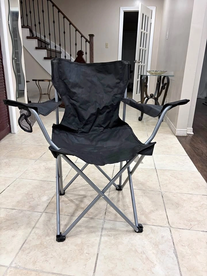 Folding Camping Chair w/ Cup Holder – Portable Outdoor Beach Law