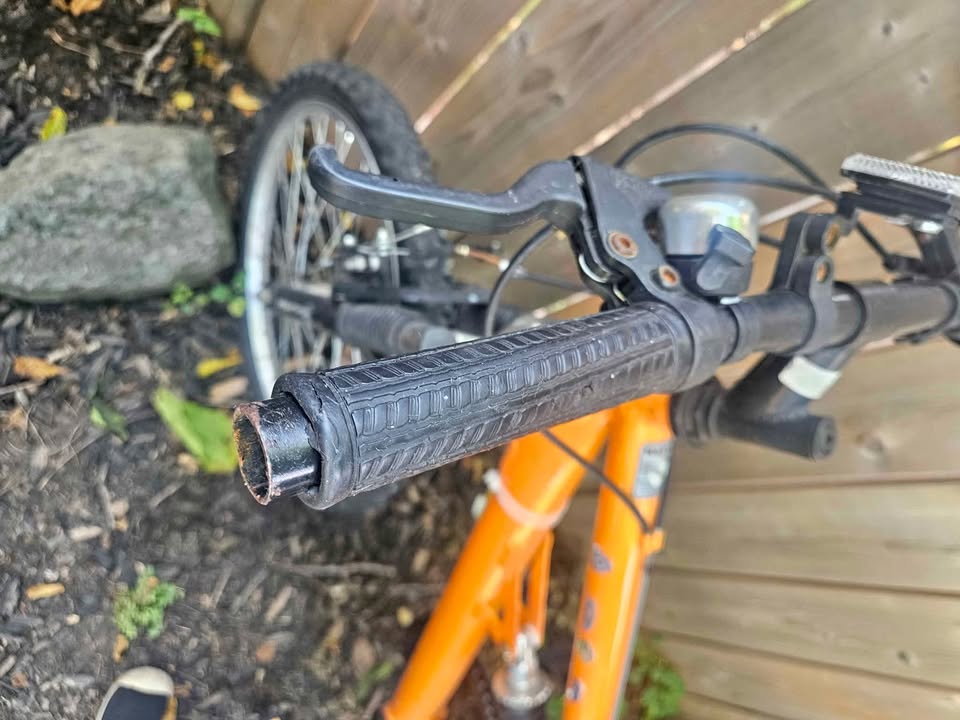Kids orange bike
