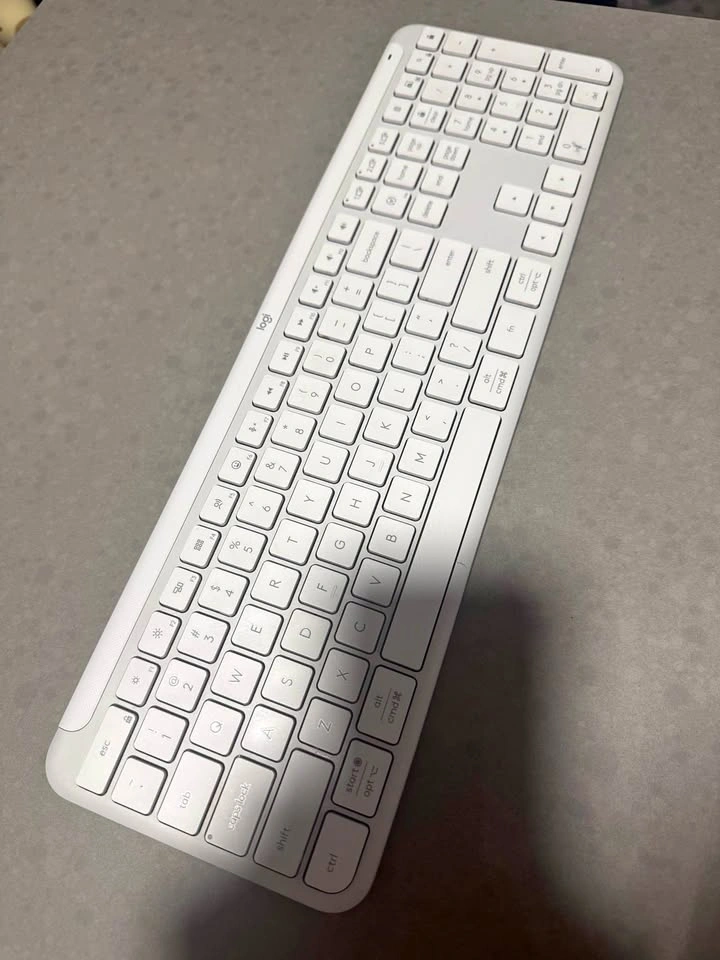 Logitech Wireless Keyboard