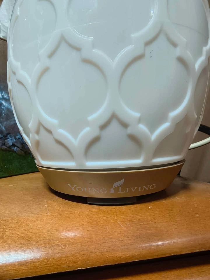 Young living oil diffuser - photo 2