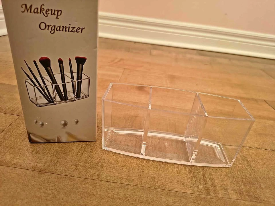 Acrylic organizer