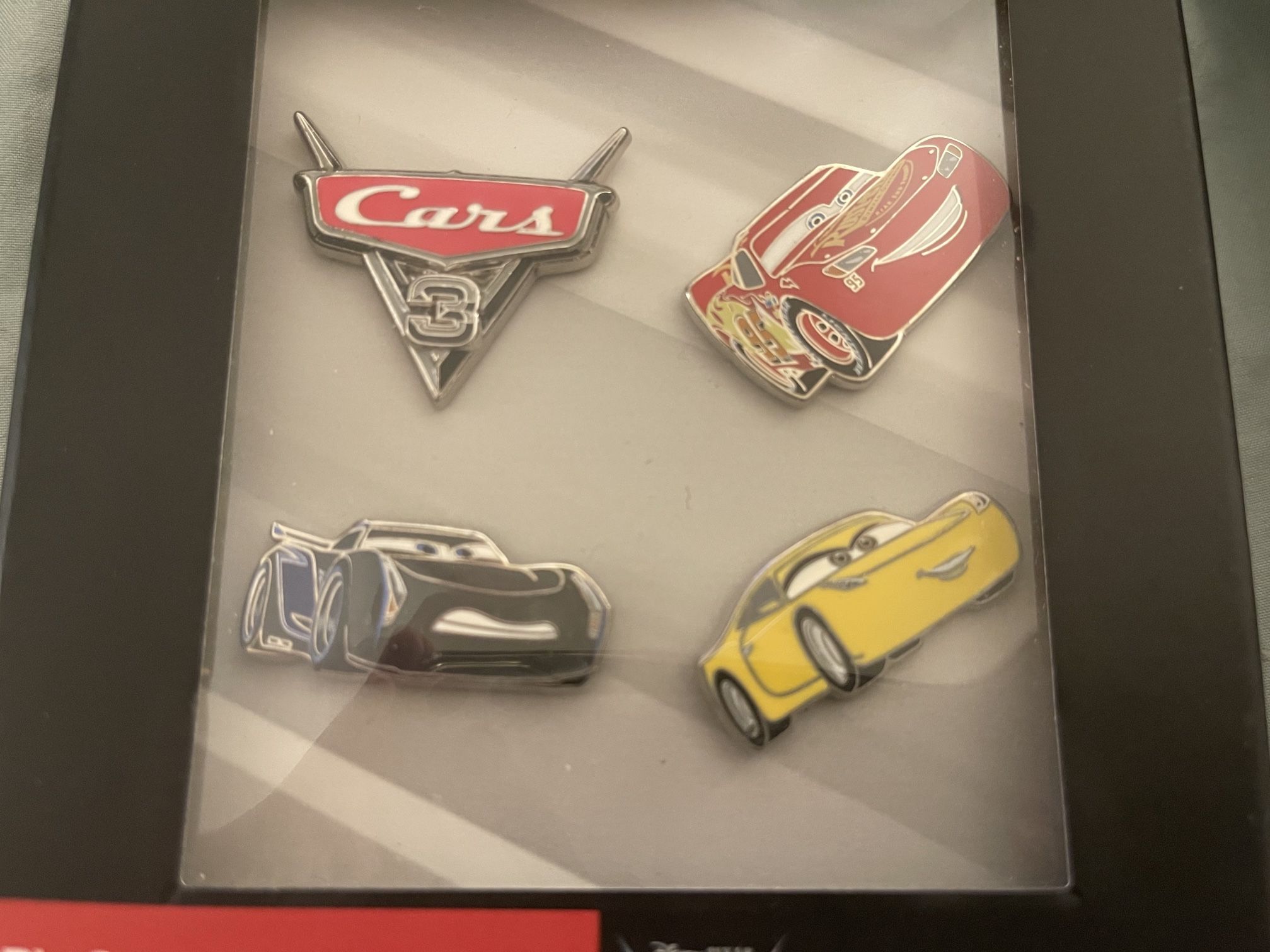 Disney Cars Pin Set LE 750 Lightning McQueen Stone Ramirez RARE - photo 3