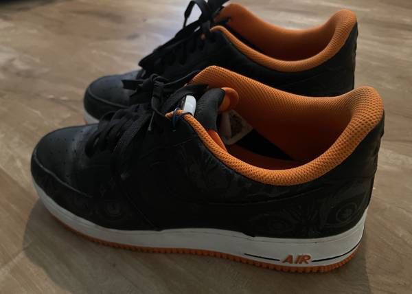 Nike Air Force 1 Halloween Glow Size 10 - photo 2