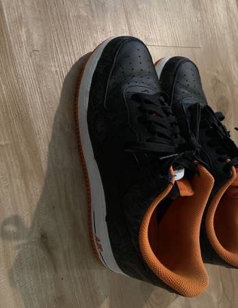 Nike Air Force 1 Halloween Glow Size 10 - photo 3
