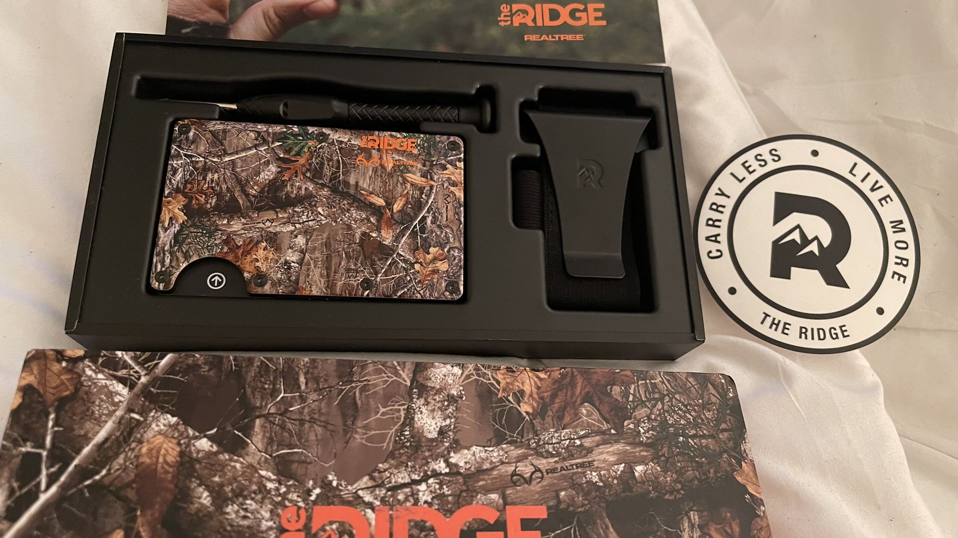 Brand New The Ridge Realtree EDGE RFID Wallet