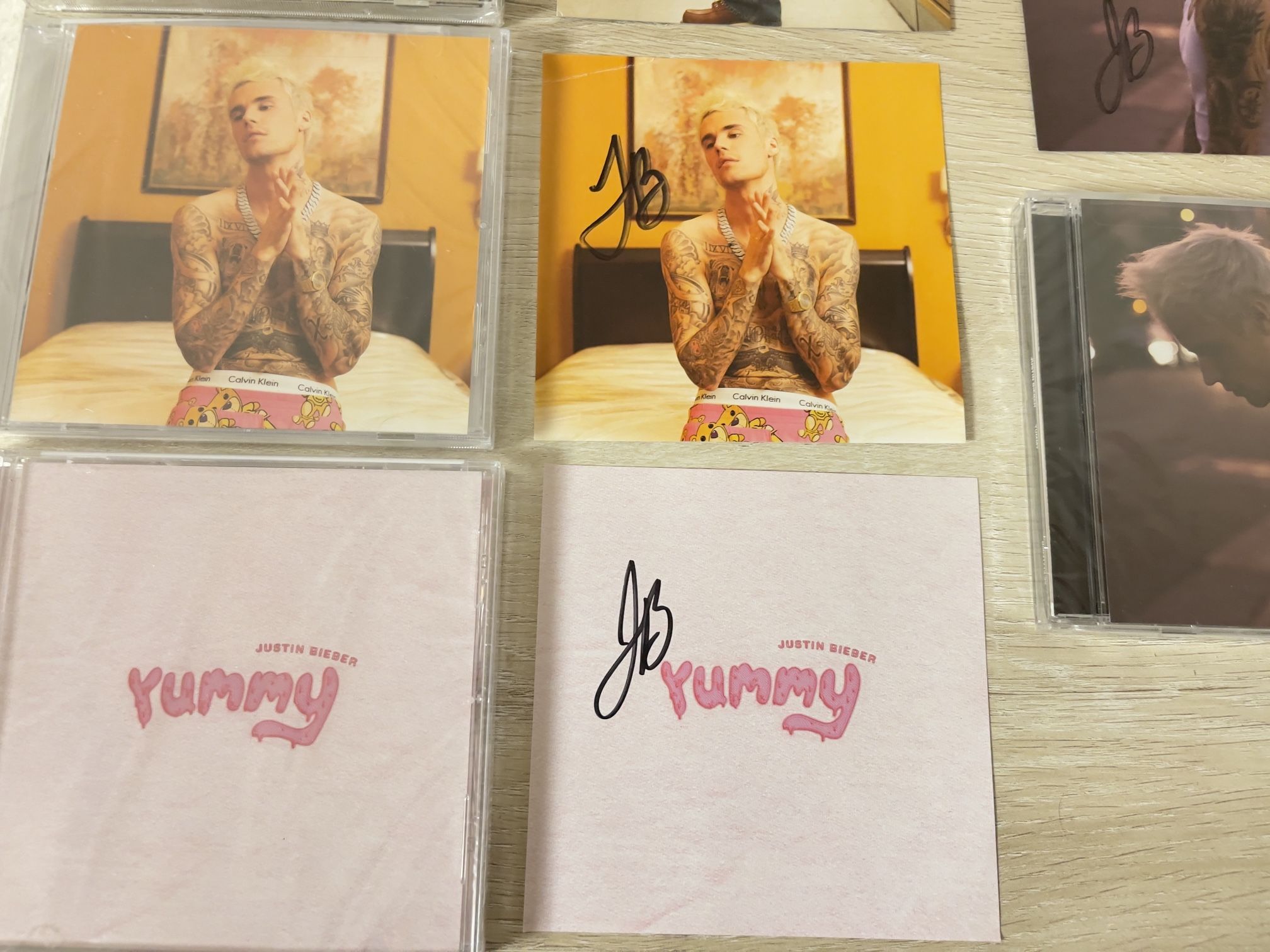 Limited Edition Justin Bieber Signed Yummy Album Cover New Seale - photo 3