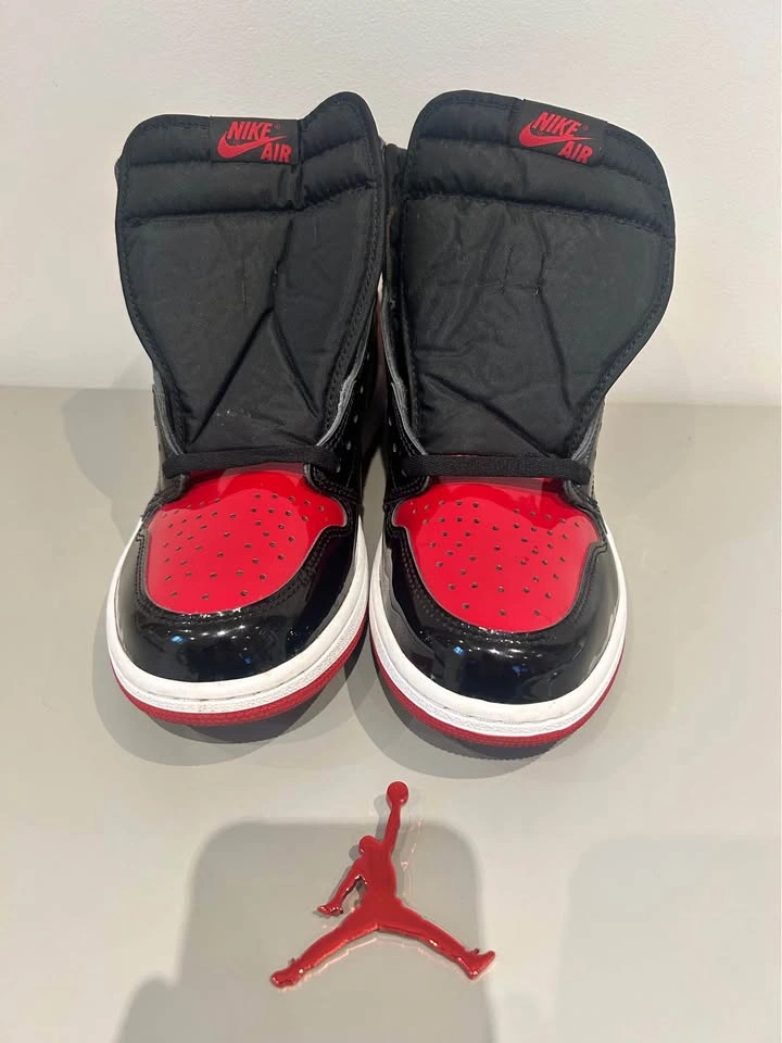 Air Jordan 1 Retro High OG Patent Bred Size 10.5 - photo 4