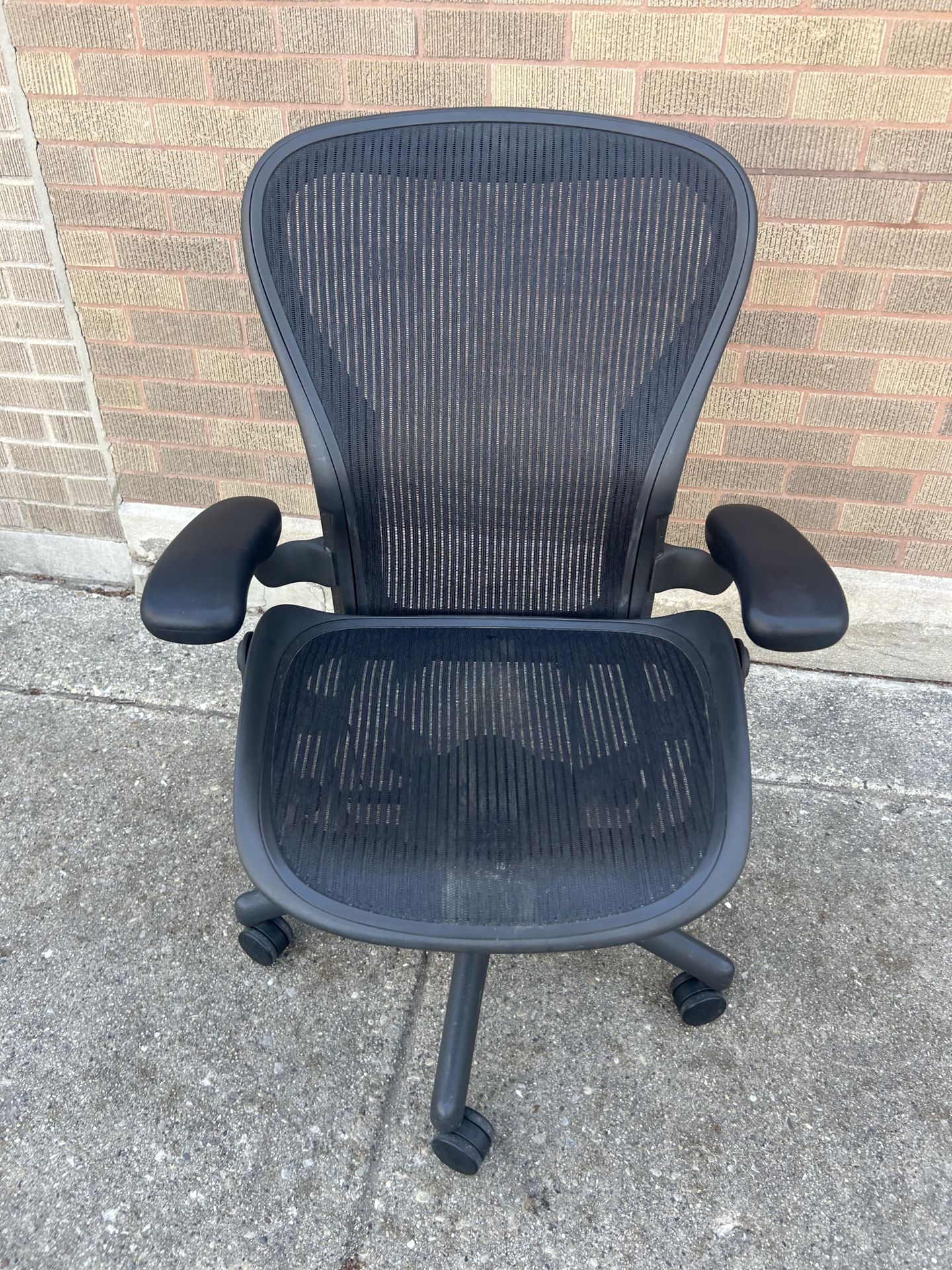 Herman Miller Aeron Chair Size C