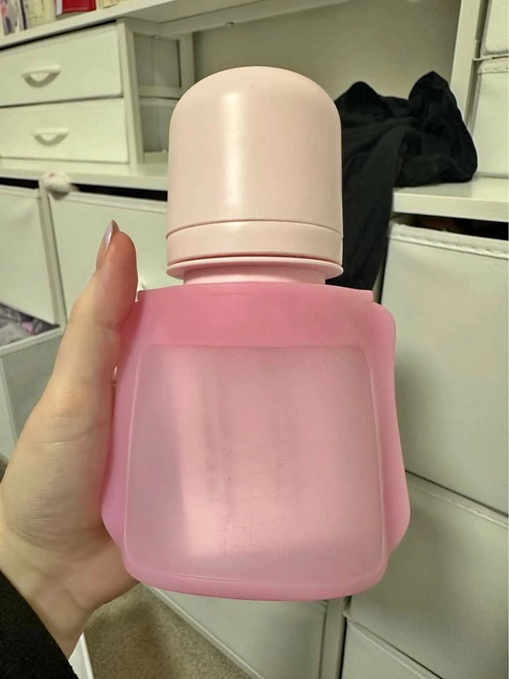 Green Sprouts 5 oz Pink Silicone Baby Food Pocket
