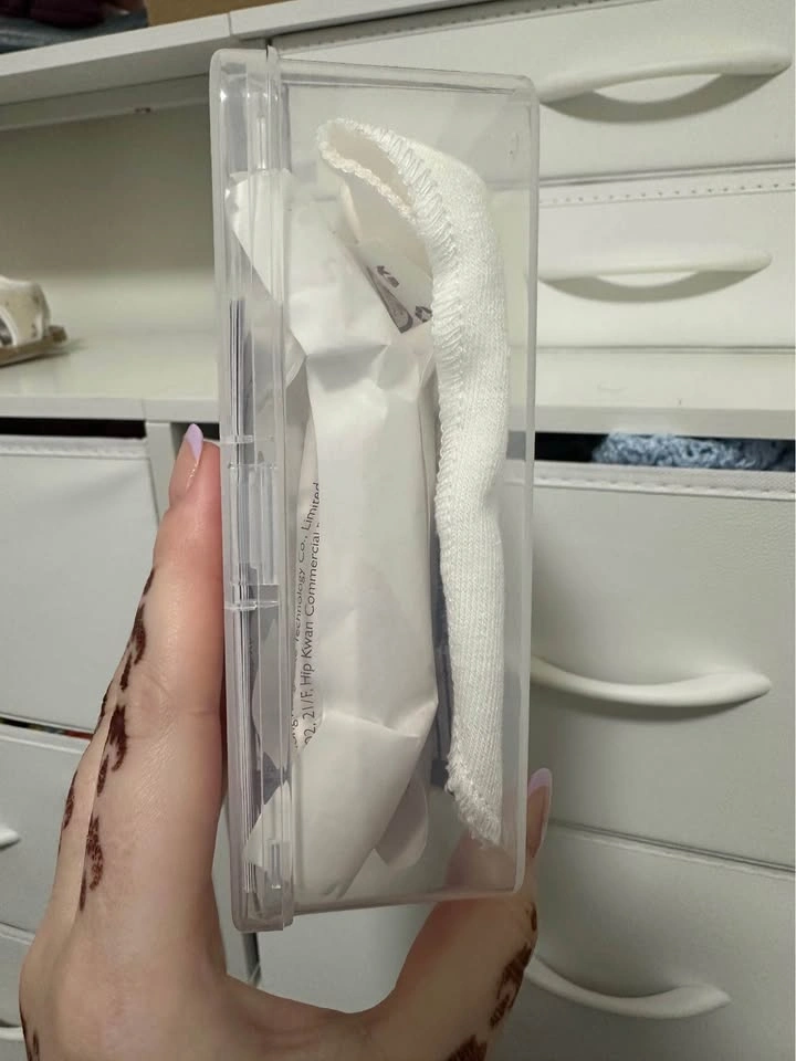 BNIB Momcozy Silicone Colostrum Collector - photo 4