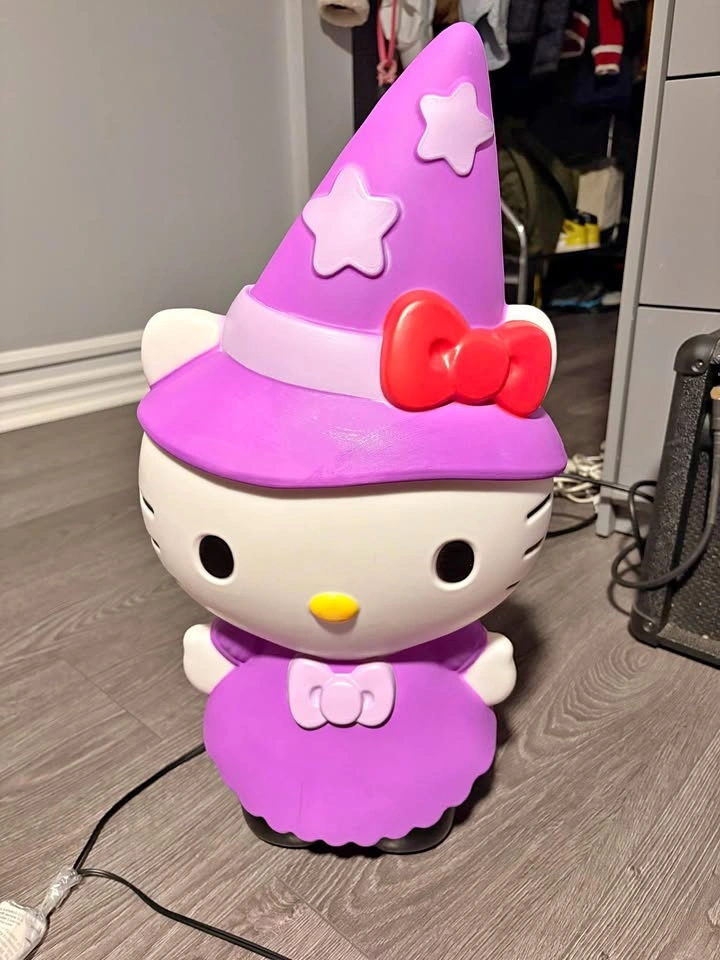 Hello Kitty Witch Decor Light