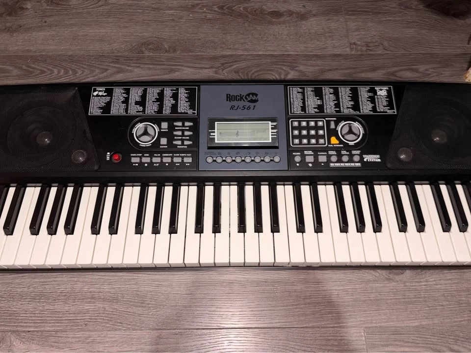 Electric Piano Keyboard - photo 2