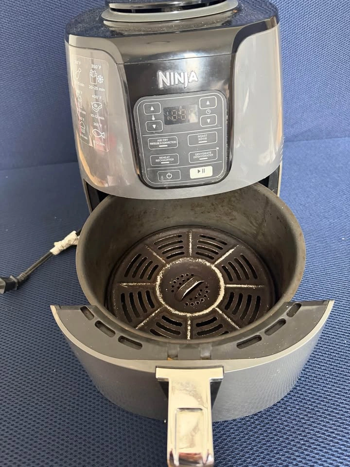 Ninja Air Fryer - photo 2