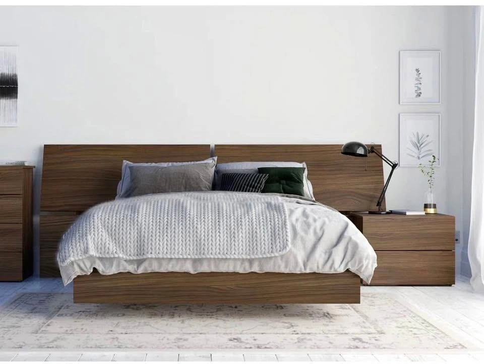 Modern Queen 3-Piece Bedroom Set - Excellent Condition