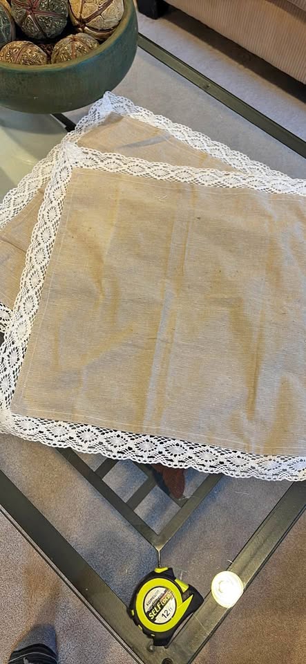 Table accent/doily