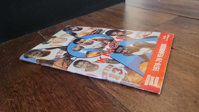 New York Knicks 1978-79 NBA Yearbook - photo 2