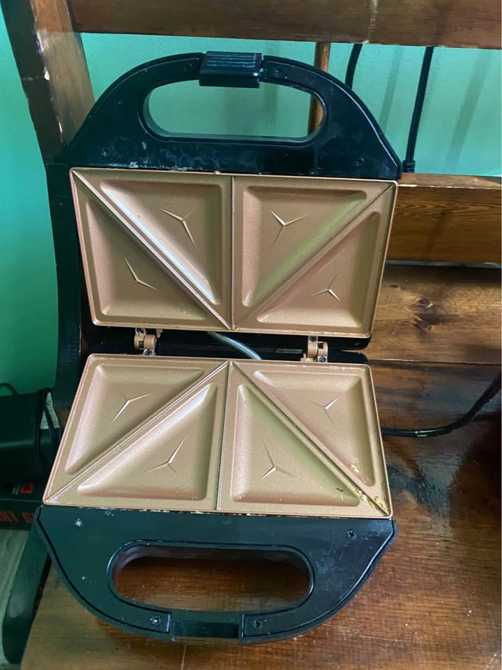 Gotham Steel Sandwich Maker - photo 2