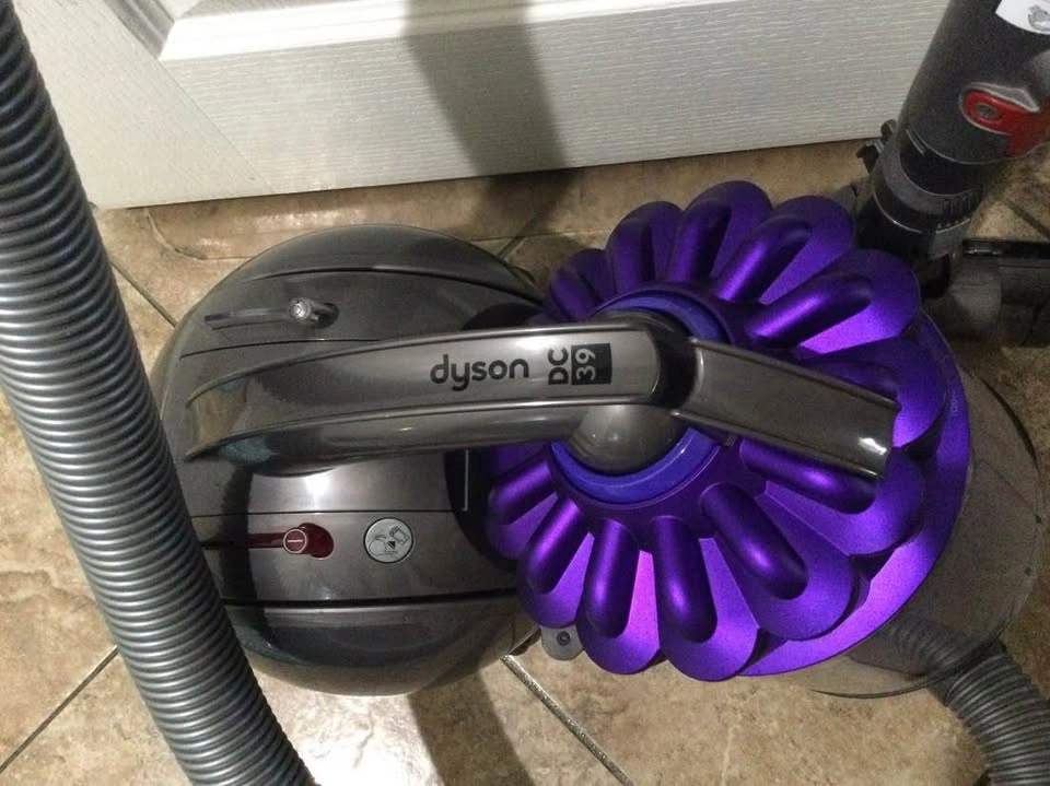 Dyson DC39 Animal Multi Floor Ball Cylinder Vacuum Cleaner - photo 5