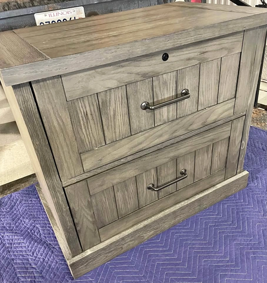 New Office File Cabinet or Storage with Key