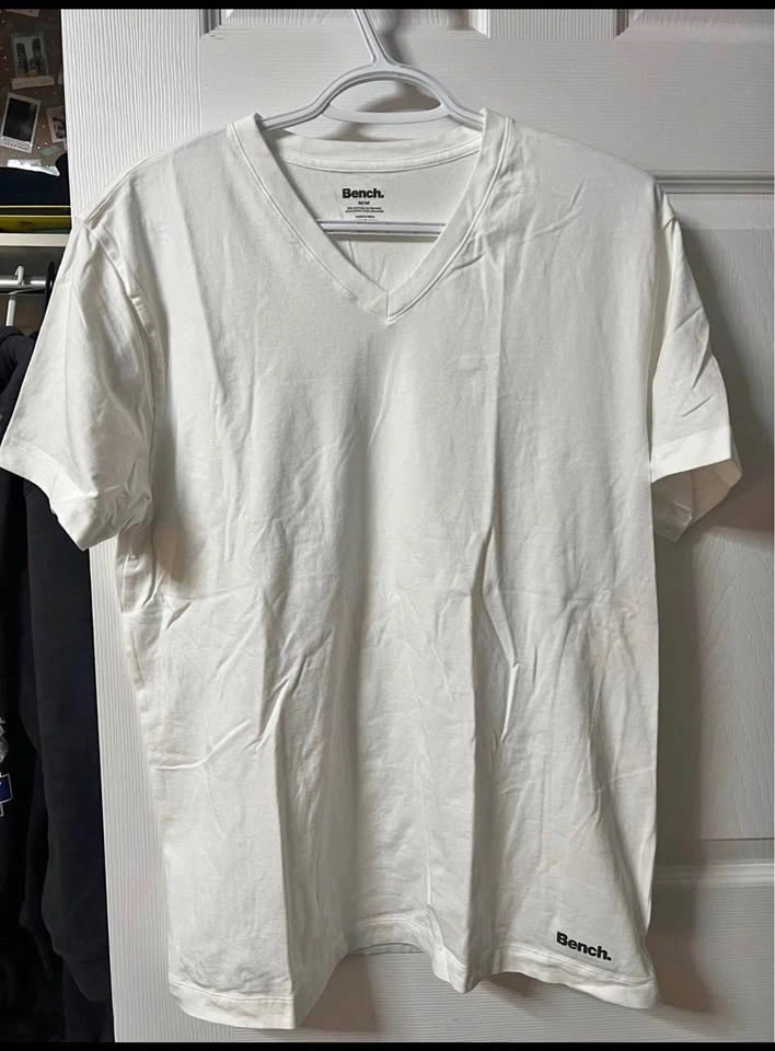 BENCH T-Shirts Size: L White/Black $5 Each - photo 3