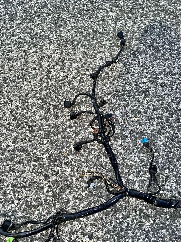 02 Audi Allroad Complete Engine Harness