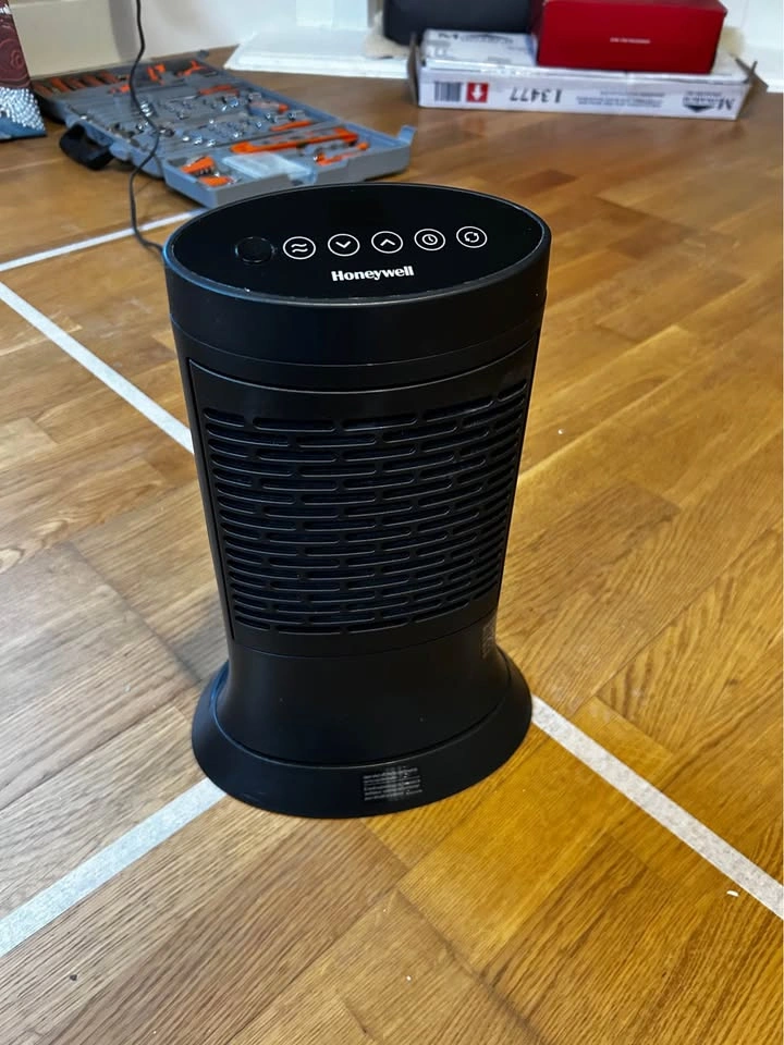 Honeywell Mini Ceramic Heater - photo 2