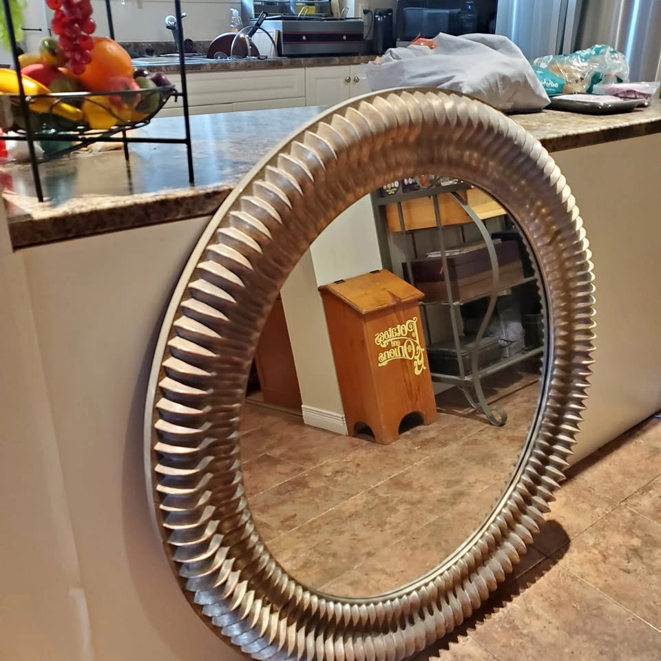 Ren-Wil Designers Feature Mirror