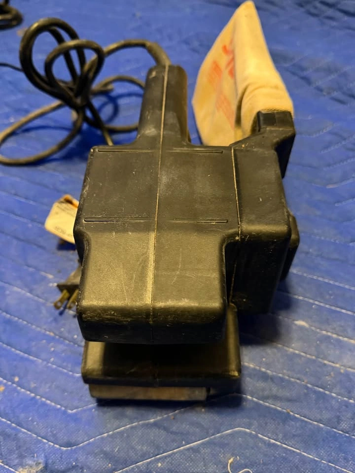 Skil Model 7313 Belt Sander 3/4HP Auto Track 3"x18" - photo 3