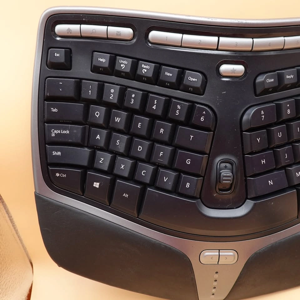 Microsoft Ergonomic Keyboard 4000 v1 USB - photo 5