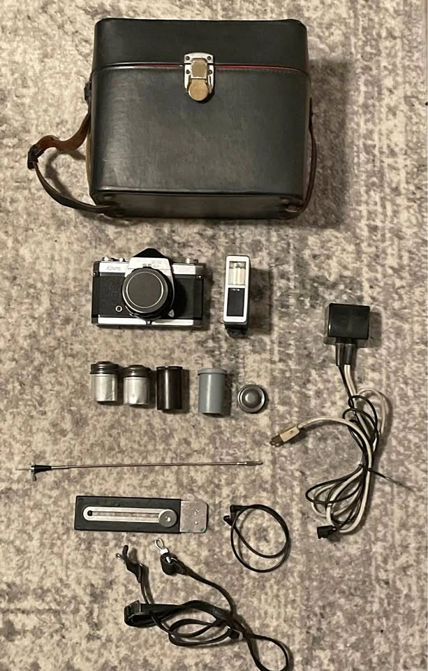 Vintage Kowa SET 35mm Film Camera w/ 50mm Lens, Case