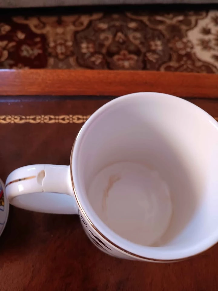 Set of Three and Four Mugs with Playing Cards - photo 3