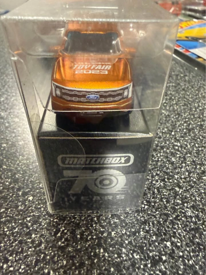 Sold. Matchbox F-150 Toy Fair 2023 Truck 70th Anniversa - photo 4
