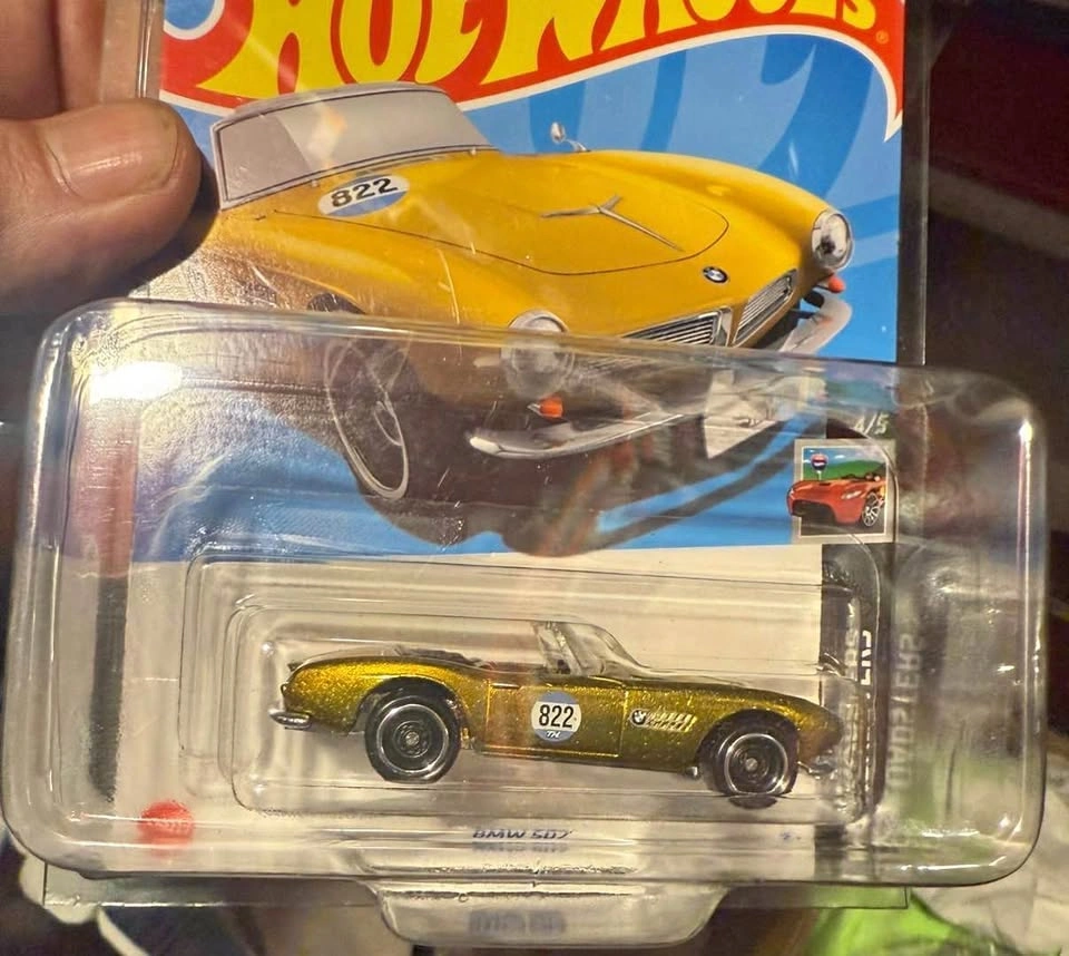 Sold Hot Wheels BMW 507 gold new in package STH