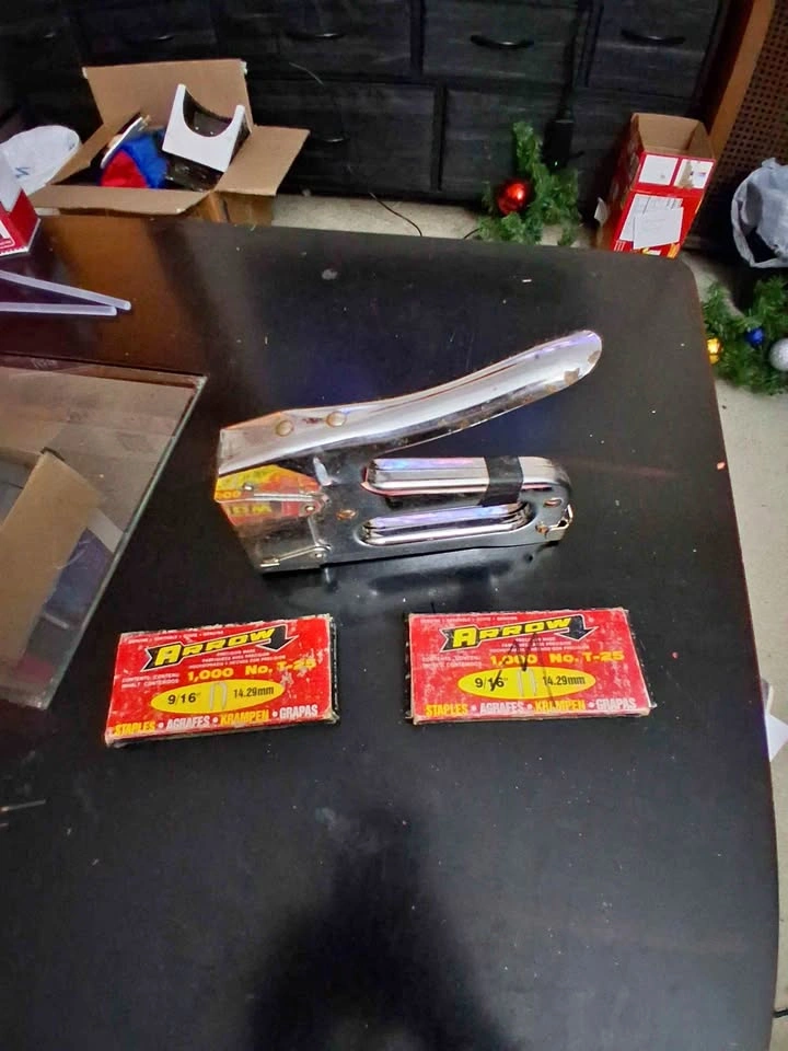 Large Stapler with Staples