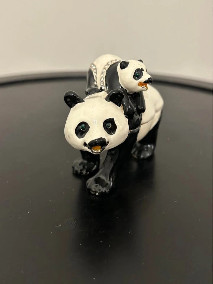 Vintage Jeweled Panda & Baby Trinket Box – Enameled Metal - photo 4