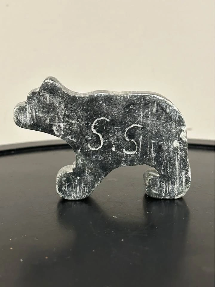 Vintage Inuit Soapstone Bear Carving – Signed “S.S.” - photo 2