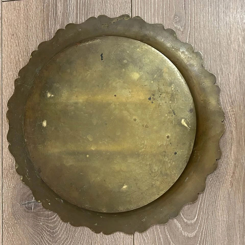 Vintage Hand-Etched Brass Wall Plaque / Tray – Peacock & Floral - photo 5
