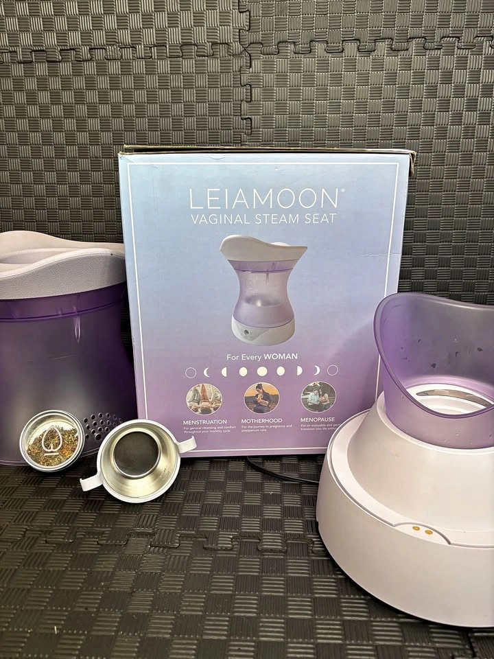 Leiamoon Luxury Steam Seat + Ravencrest Herbs