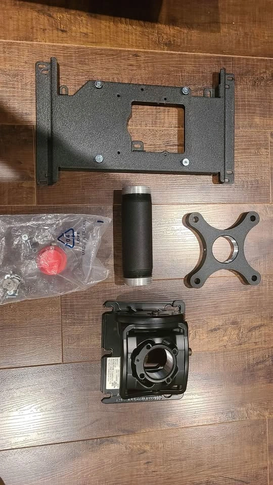 Ceiling mount for projector - photo 4