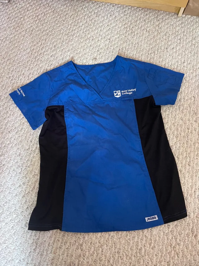 MOBB Scrub Top thumbnail