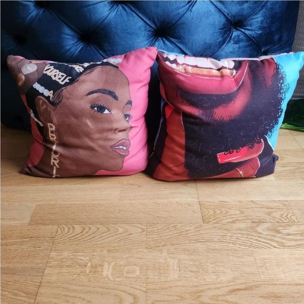Set of 2 Decorative Throw Pillows