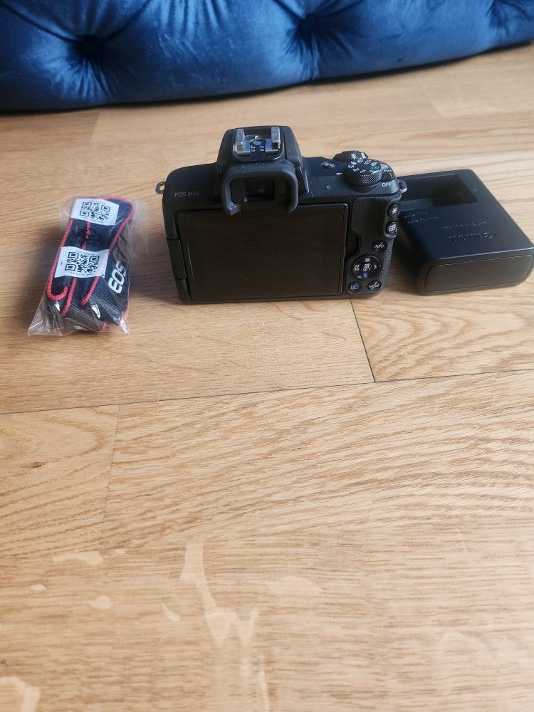 Canon EOS M50 Mark II Mirrorless Camera - photo 5
